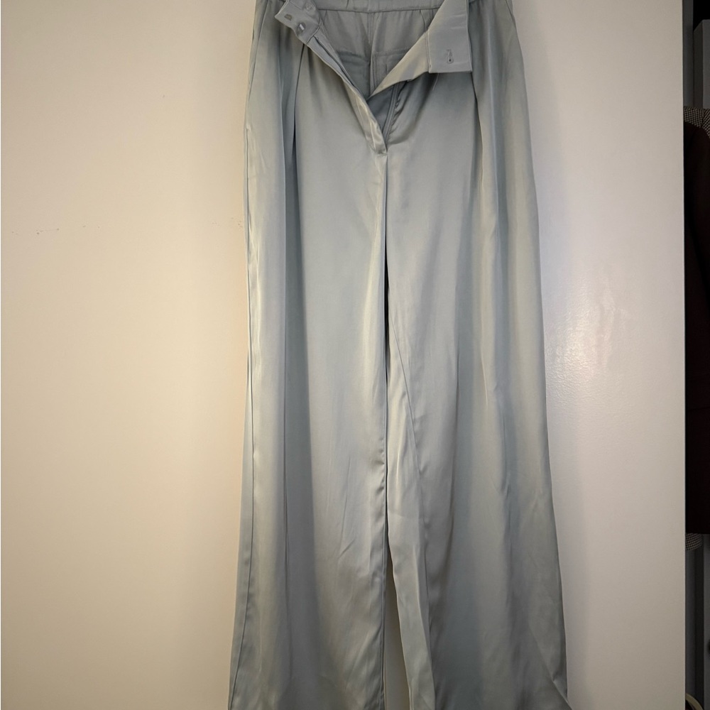 Abercrombie & Fitch Women's Satin Wide Leg Pants in sage